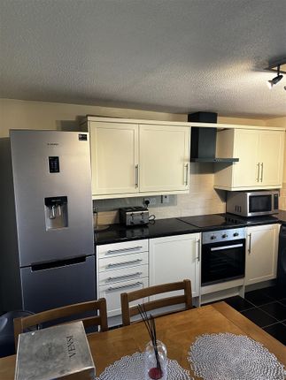 Stuart Court, Andover SP10 2 bed flat for sale
