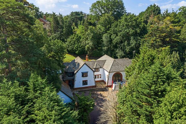 Golf Club Road, St George's Hill, KT13 5 bed detached house for sale