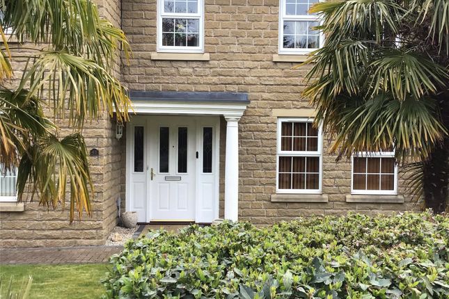 5 bed detached house