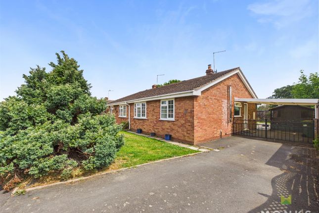 2 bedroom semi-detached bungalow for sale
