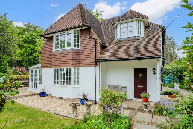 Mutton Hill, Lingfield RH7 4 bed detached house for sale
