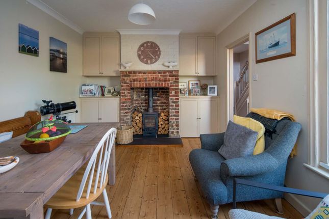 2 bedroom cottage for sale