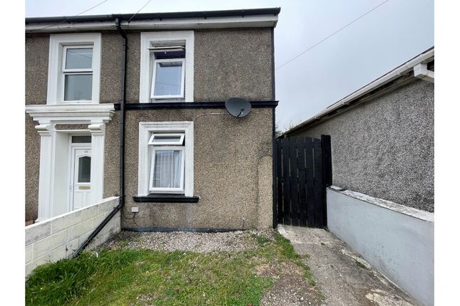 2 bed end terrace house