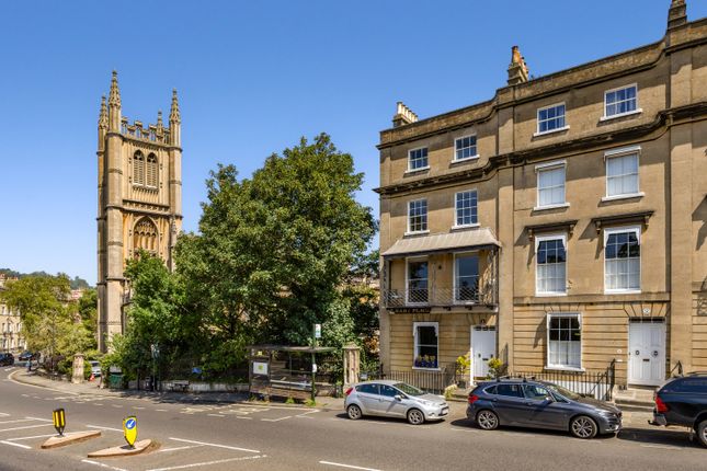 5 bedroom terraced house for sale