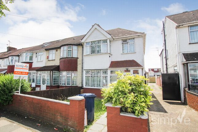 Burns Avenue, Southall, UB1 3 bed end of terrace house for sale