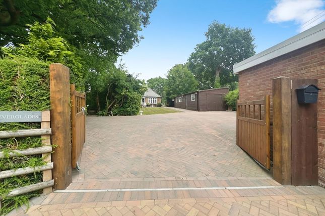 Chapel Lane, Southampton SO45 4 bed detached bungalow for sale