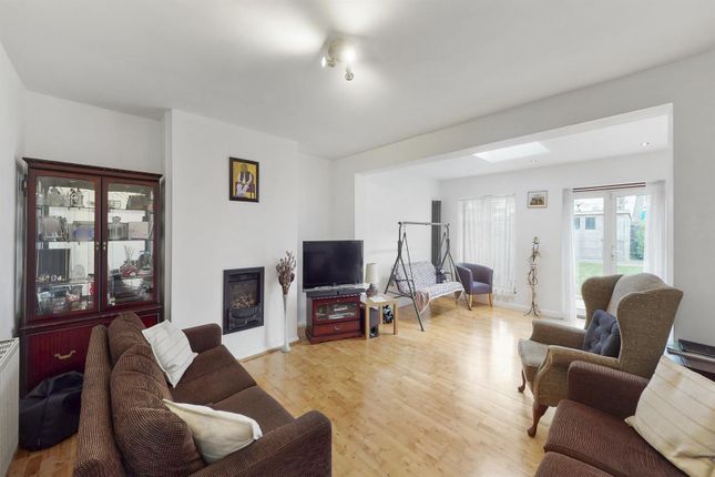 Attewood Avenue, Neasden 3 bed terraced house for sale
