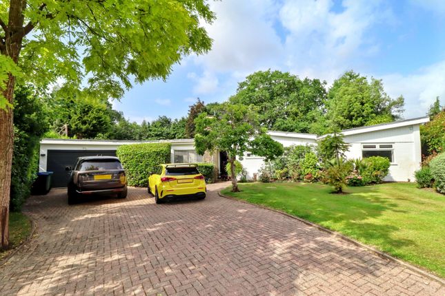 The Heronry, Hersham Village KT12 4 bed detached house for sale