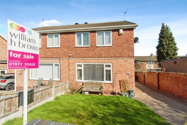 3 bedroom semi-detached house for sale