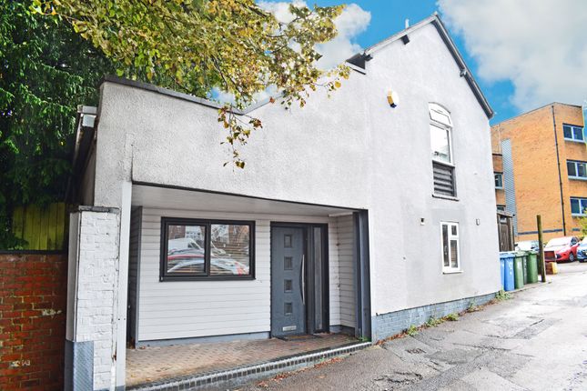 8 bedroom detached house for sale