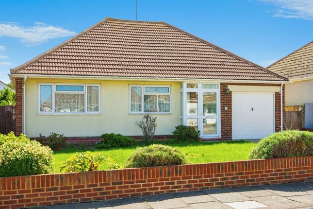 Victor Avenue, Margate CT9 3 bed detached bungalow for sale
