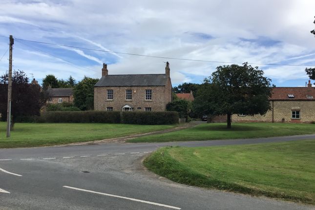 4 bed detached house