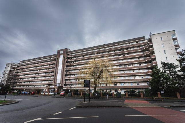 3 bed flat