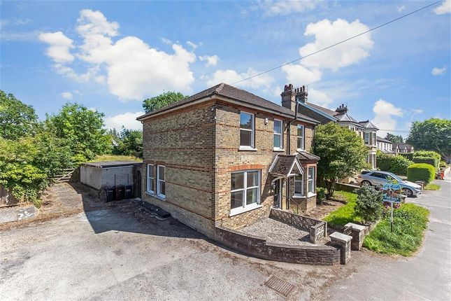 Wrotham Road, Meopham, Kent 4 bed detached house for sale
