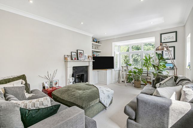 Lenelby Road, Surbiton, KT6 2 bed maisonette for sale