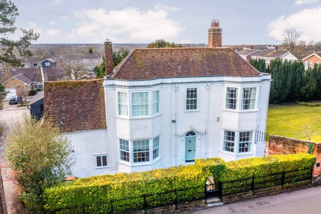 Sheering Mill Lane, Sawbridgeworth, CM21 5 bed detached house for sale