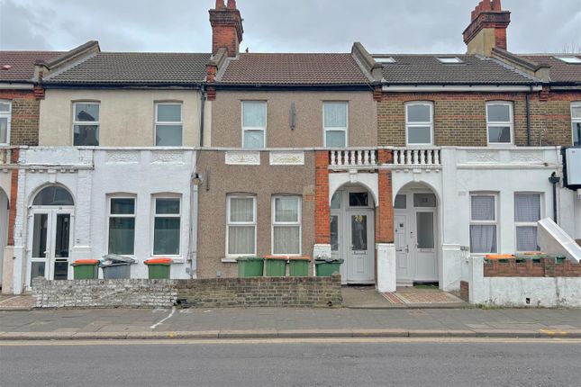 2 bedroom ground floor flat for sale