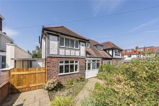 Blakes Lane, New Malden, KT3 3 bed semi