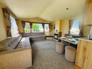 Dovercourt Holiday Park 2 bed park home for sale