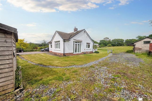 Salem, Llandeilo 3 bed detached bungalow for sale