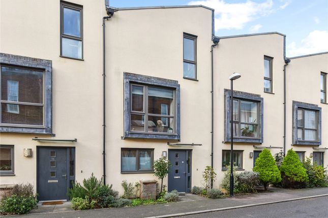 Longley Road, Chichester, PO19 3 bed terraced house for sale