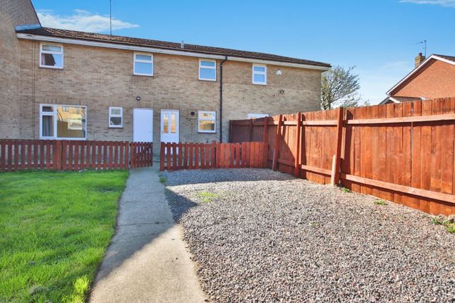 Rauceby Close, Kingswood, Hull, HU7 3DZ 3 bed terraced house for sale