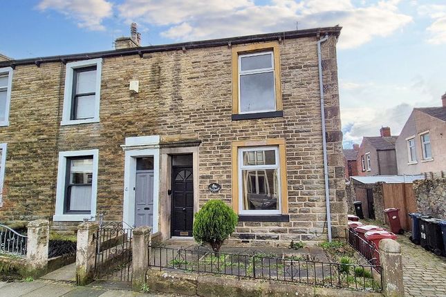 St Mary's Street, Clitheroe, BB7 2HH 2 bed terraced house for sale