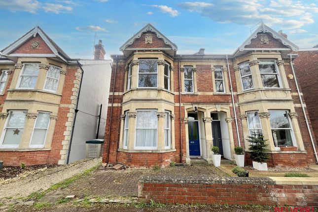 4 bed semi-detached house