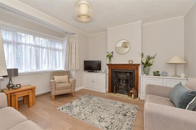 Gauntlett Road, Sutton, Surrey 3 bed semi