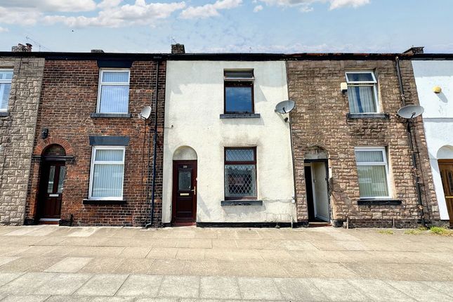 Bury New Road, Whitefield, M45 2 bed terraced house for sale