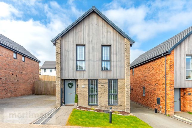 The Fallows, Blackburn, Lancashire, BB2 3 bed detached house for sale