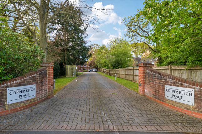 Copper Beech Place, Wokingham RG41 2 bed apartment for sale