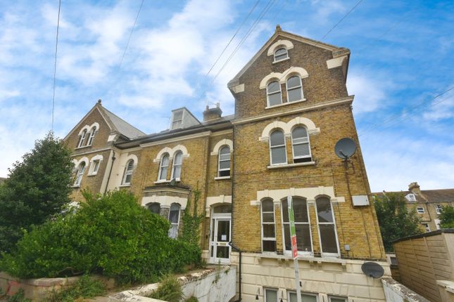 1 bed flat