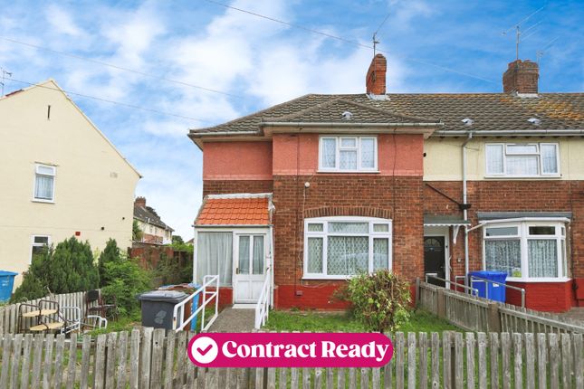 21ST Avenue, Hull,  HU6 8HS 3 bed semi