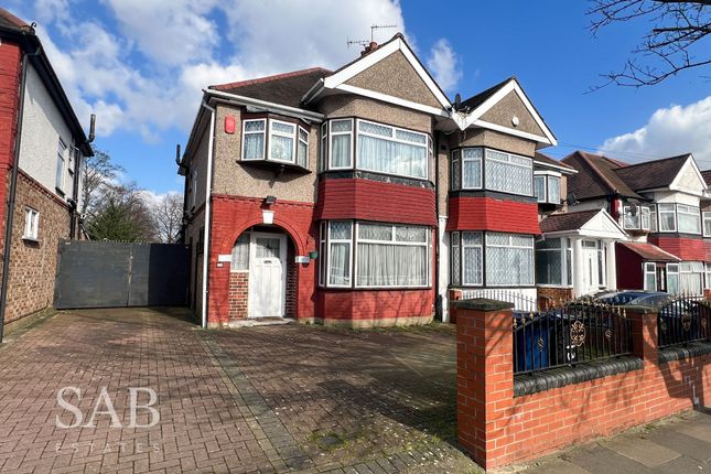 Dormers Wells Lane, Southall, UB1 4 bed semi
