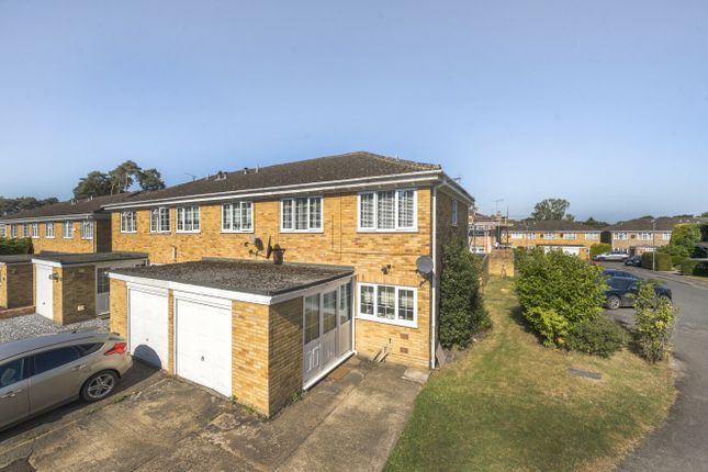 Tickenor Drive, Wokingham RG40 3 bed end of terrace house for sale