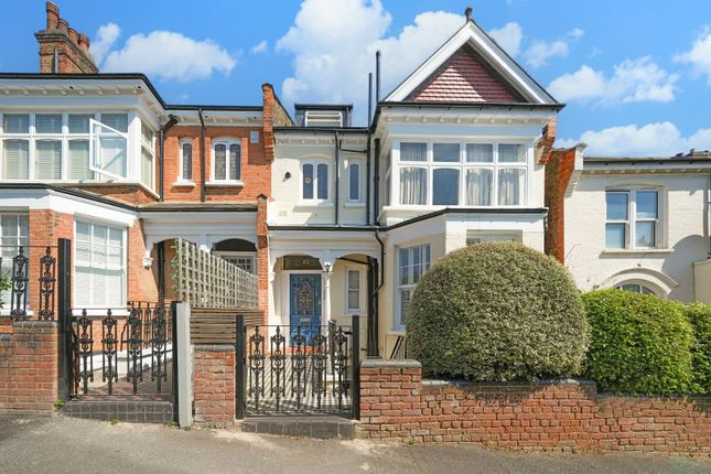 Woodland Rise, N10 2 bed apartment for sale