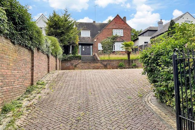 Old Dartford Road, Farningham... 3 bed detached house for sale