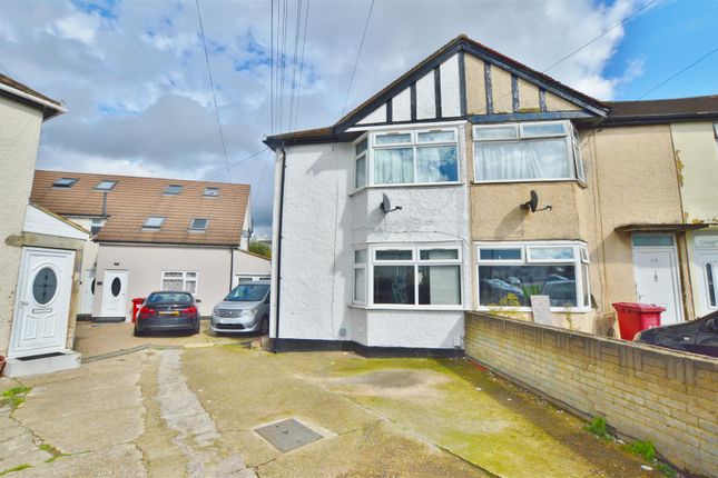 Salt Hill Way, Slough 2 bed end of terrace house for sale