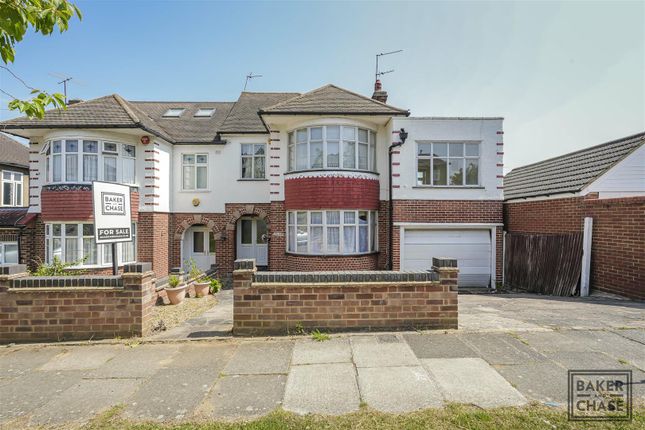 Grosvenor Gardens, London N14 4 bed semi