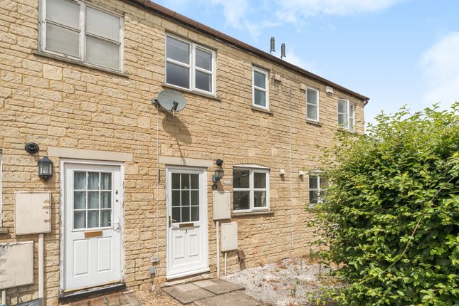Lavender Road, Cheltenham GL51 2 bed terraced house for sale