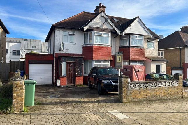 Vancouver Road, Edgware 3 bed semi