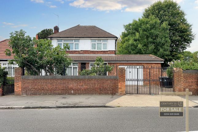 North Hyde Lane, HOUNSLOW TW5 4 bed detached house for sale