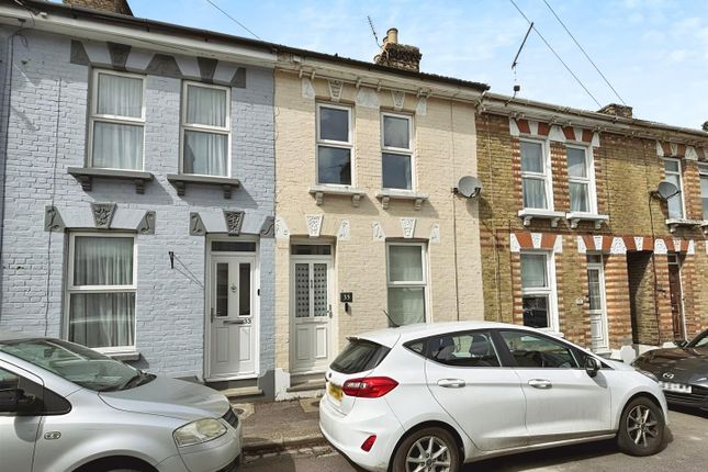 Cross Street, Rochester 2 bed terraced house for sale
