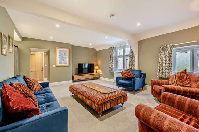 High Street, Fairford... 1 bed apartment for sale