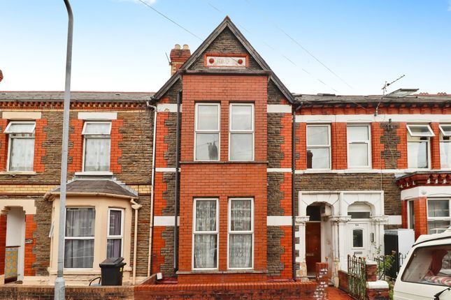 5 bedroom terraced house for sale