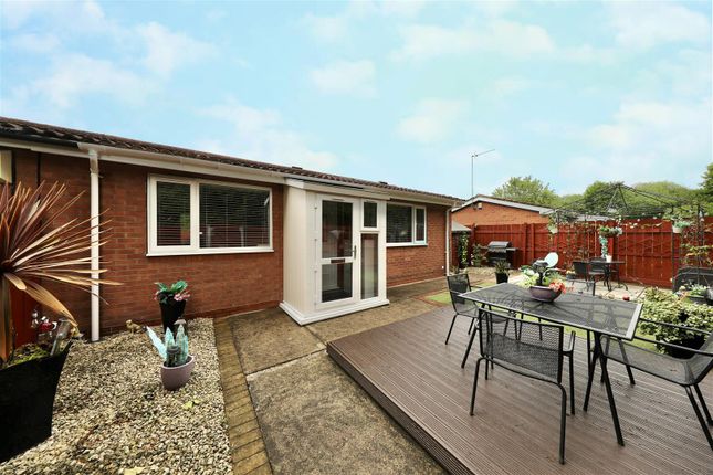 2 bedroom semi-detached bungalow for sale