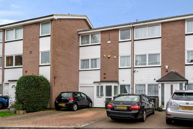 4 bedroom town house for sale