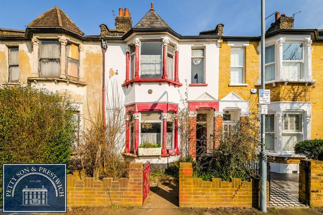Gordon Road, Wanstead 3 bed terraced house for sale