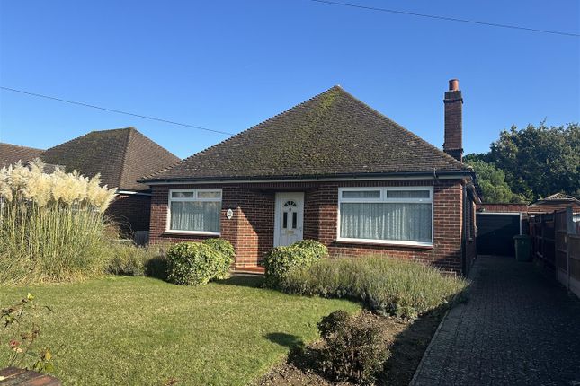 Sutton Road, Maidstone 3 bed detached bungalow for sale